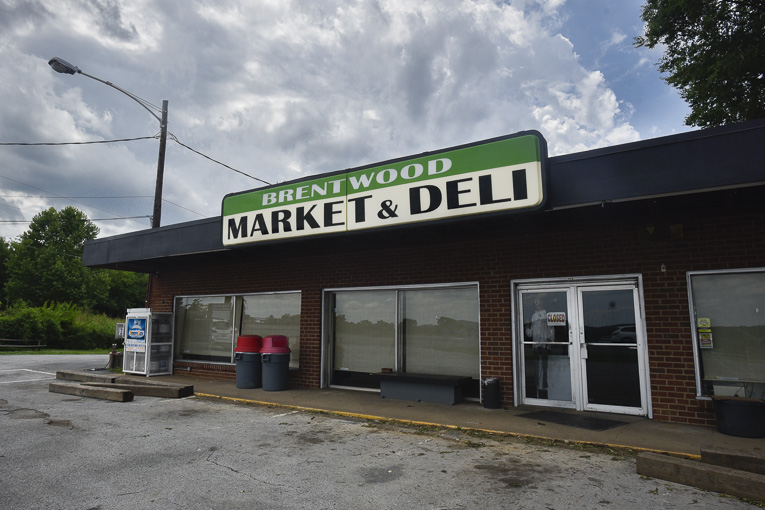 Brentwood Market and Deli closed, city says property will not be rezoned