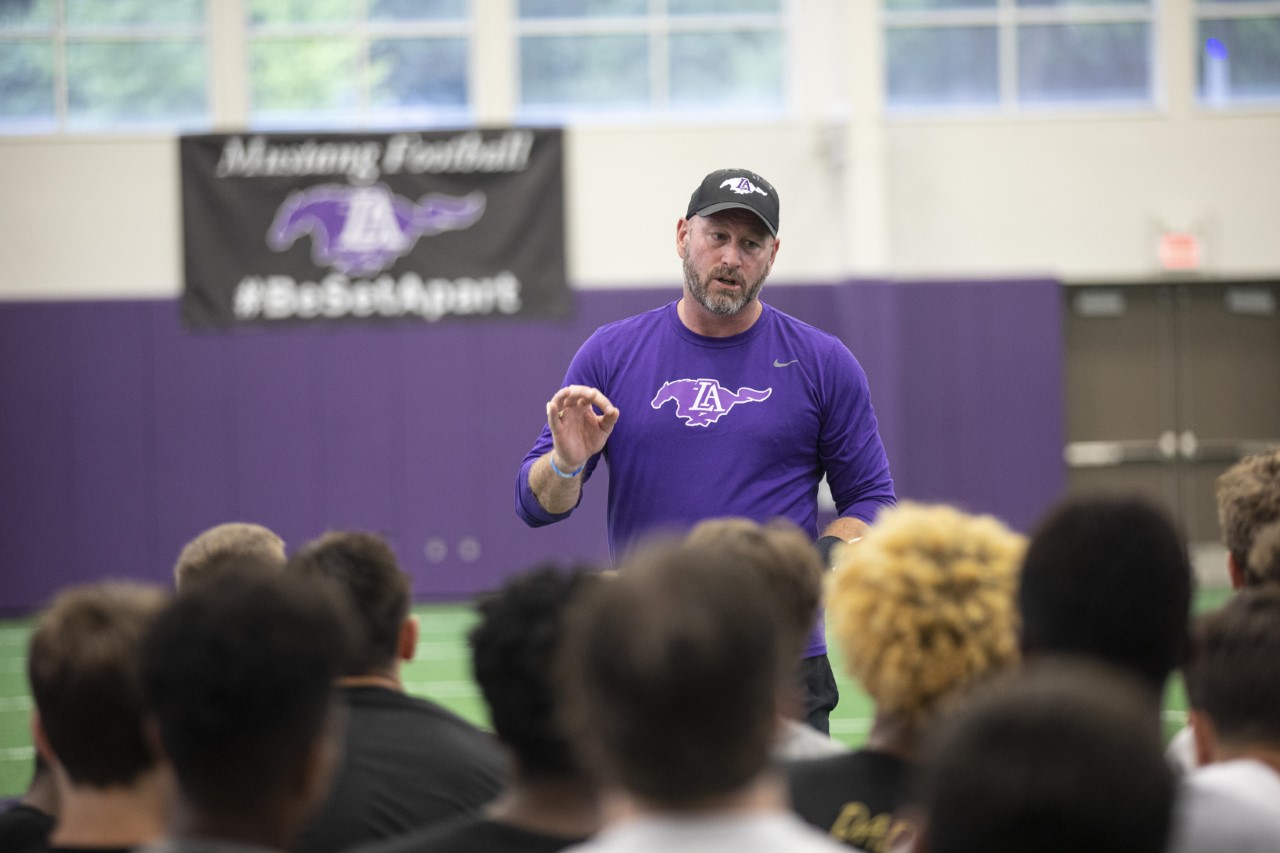 Lipscomb Academy coach Trent Dilfer gets ‘dime’ of first win as head coach