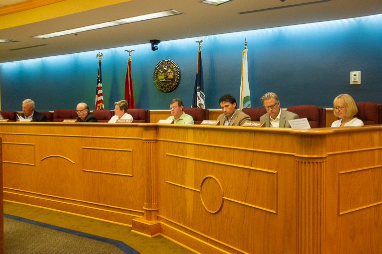 Brentwood Planning Commission approves agenda items in fast meeting