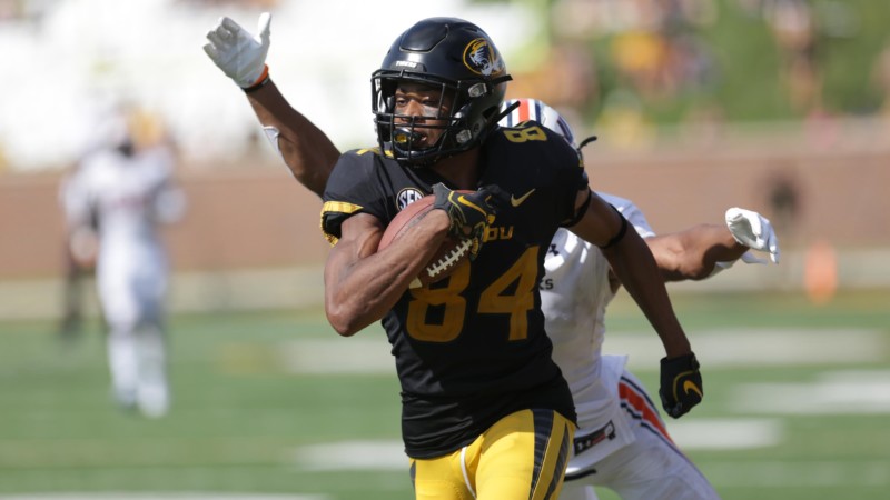 Former Centennial football star Emanuel Hall waived by Chicago Bears