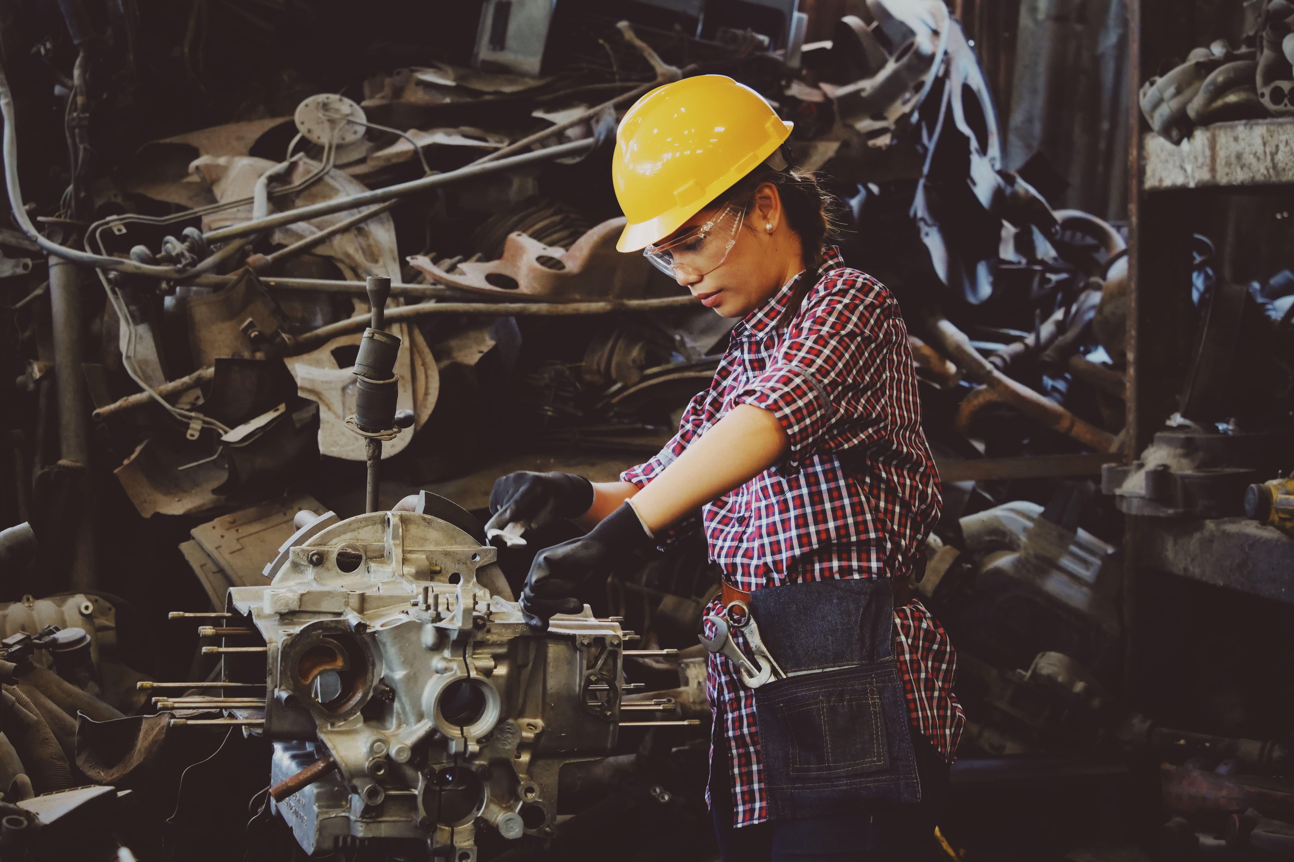 Lee administration announces over $3M expansion to automotive supplier Athena-SCE in Maury County