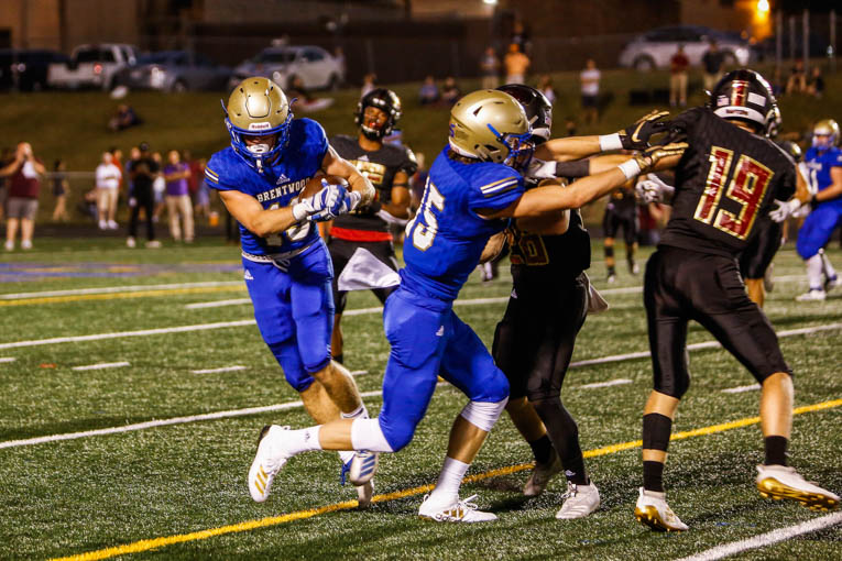 Second half surge gets Brentwood past Ravenwood in latest ‘Battle of the Woods’